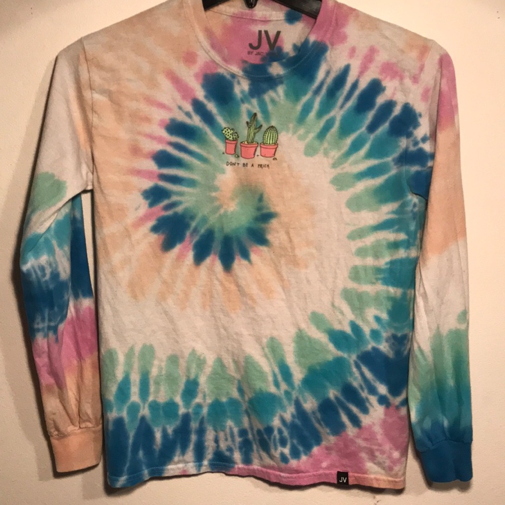 long sleeve tie dye tee